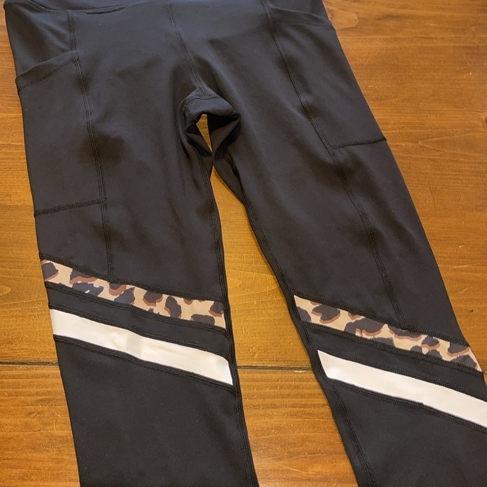 FIP Flex it Pink leggings stripe animal print Leggings s…